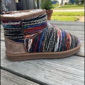 Lamo Multicolor Striped Ankle Booties new w/o tags